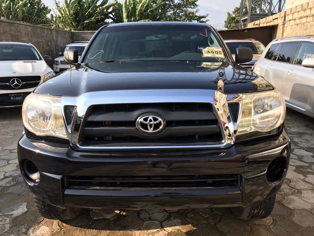 MbolajiAtolagbe's tweet photo. Do you want a truck for your Agriculture or construction projects?
This Double Cabin, Accident Free Toyota Tacoma 2007 is available for purchase.
Price: ₦5M only.
Refer a buyer and EARN!
DM me for details.
#YourCarPlug #bbnaijalockdown2020 #kiddwaya https://t.co/doOh2AEiJD