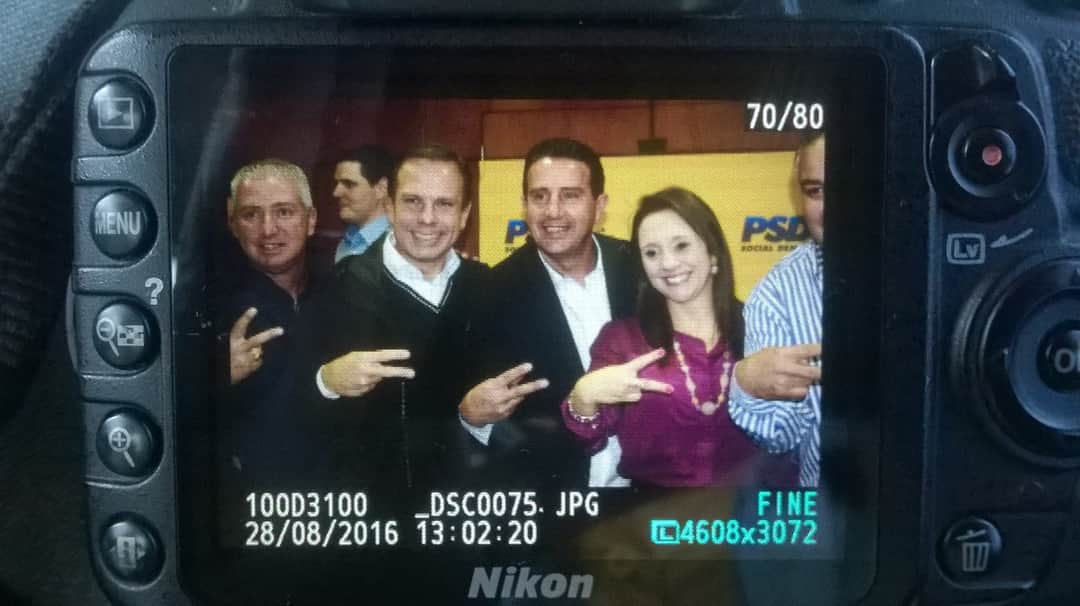 MagnificaStudio's tweet image. Reunião dos partidos com João Doria. Magnífica Criação Assessoria e Publicidade, fazendo cobertura. 2016