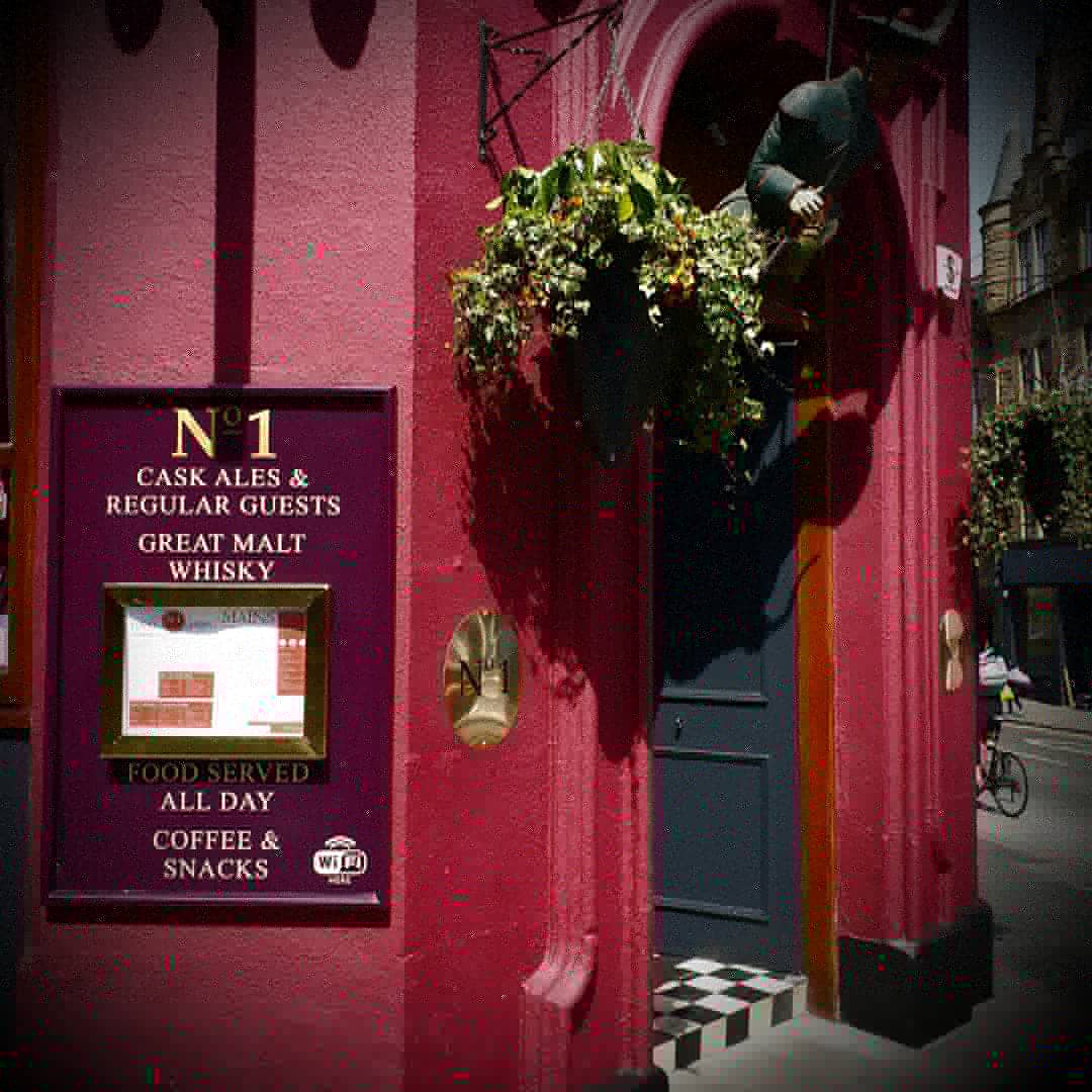 No1_HighStreet's tweet photo. We're on our way.... re-opening on the 7th Aug. Come along &amp; say hello &amp; maybe enjoy some great food &amp; drinks! #royalmileedinburgh #highstreetedinburgh #familyfriendlypub #maltwhisky #dogfriendlypub #fishandchips https://t.co/71iiLRMEIh