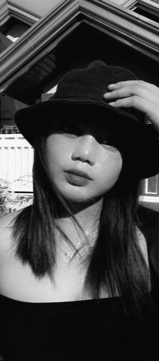 florayamps's tweet image. Challenge Accepted 🖤
#nakikiusolang!