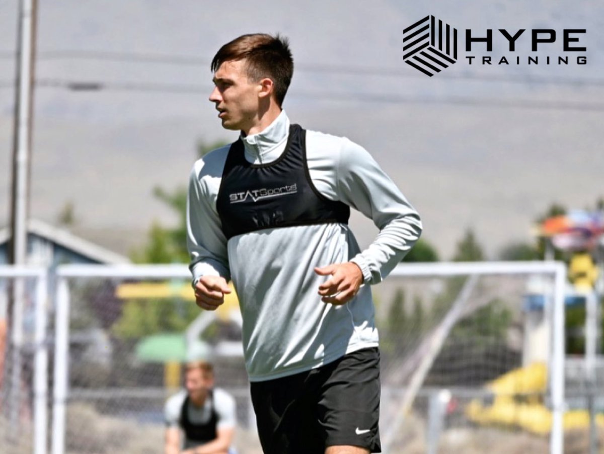 hype_training's tweet photo. Player: Aleks Berkolds
Current Team: Reno 1868 FC
Position: Right Sided Defender

#TeamHype #RaiseYourLevel #UseHype ⚽️🔼
⁠
#Fitness #Football #Workout #Train #Educate #Inspire #MLS #Improve #Compete #Motivation #Motivate #Soccer #SoccerTraining https://t.co/CbhM4qZn59