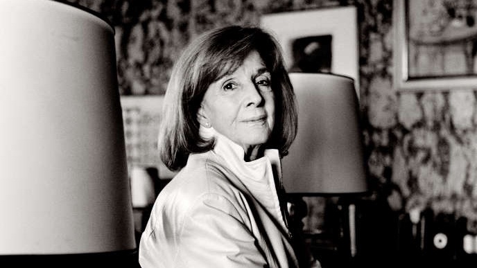 [Hommage]
Lorsque le général de Gaulle lui demanda s'il doit l'appeler "Madame"ou "Mademoiselle", l'avocate #GiseleHalimi lui répondit "Appelez-moi Maître, monsieur le Président!"
Cette pionnière du féminisme et fervente défenseuse des droits des femmes nous a quitté aujourd'hui.