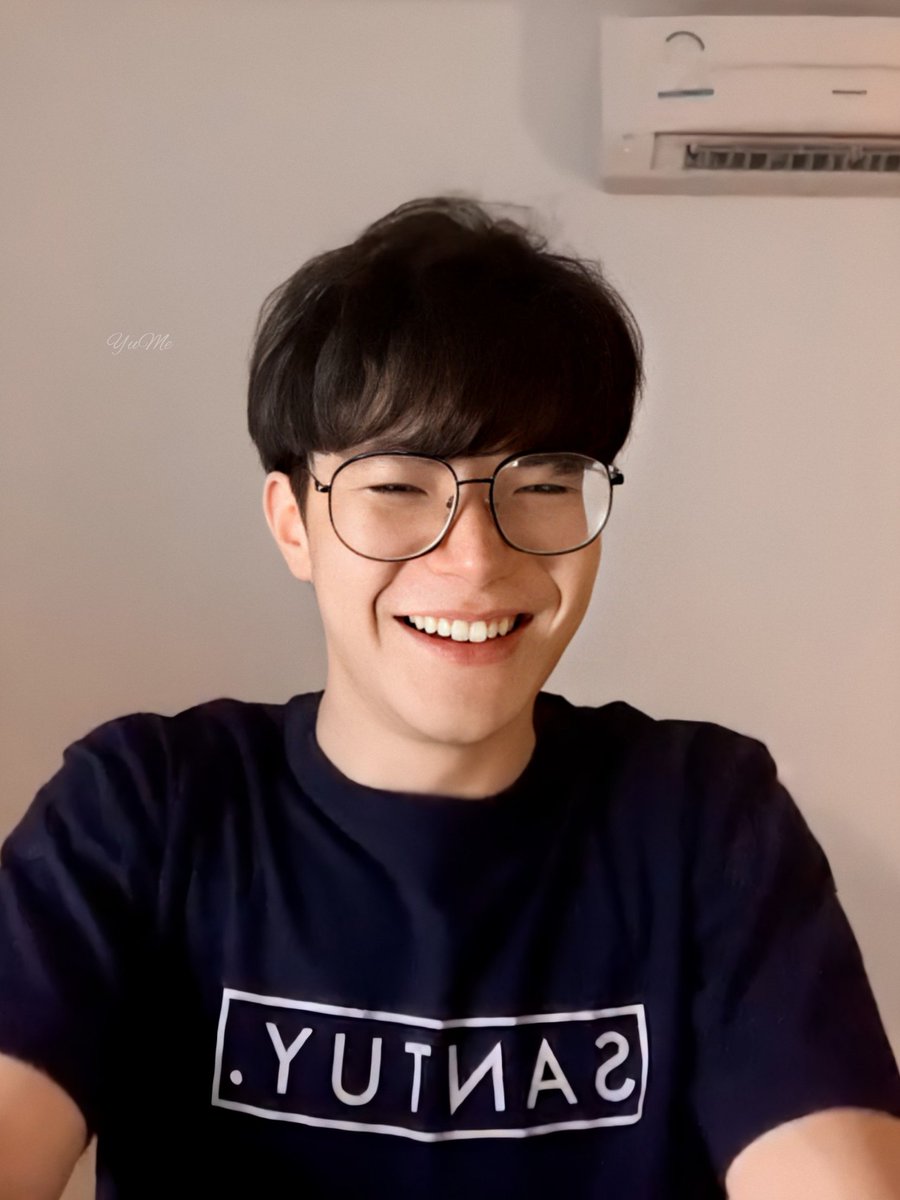 yume12388's tweet photo. I fall for your smile every single time.🖤
@khundin_
#อะลิตเติ้ลเอิร์ธ #khundin #Earthlings https://t.co/JQ3Xj6sazo