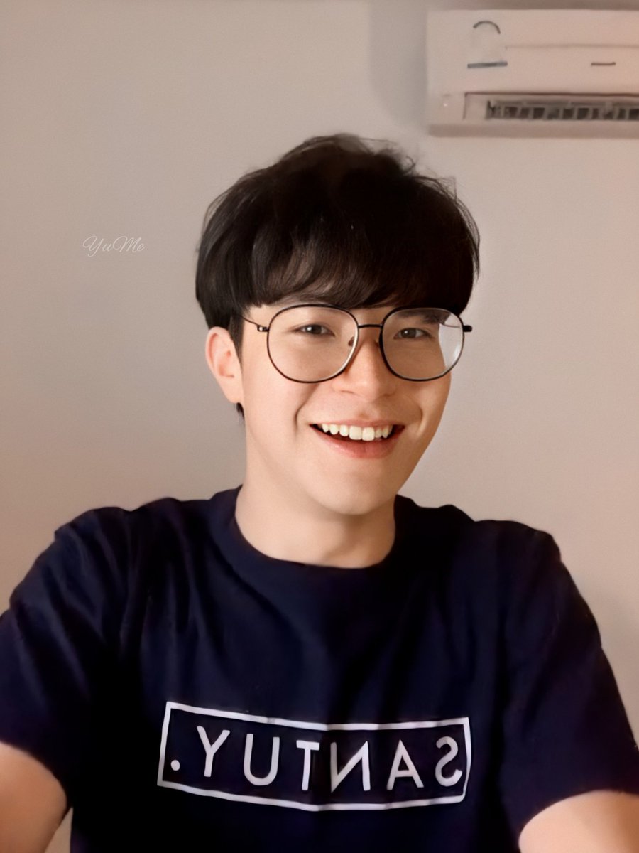 yume12388's tweet photo. I fall for your smile every single time.🖤
@khundin_
#อะลิตเติ้ลเอิร์ธ #khundin #Earthlings https://t.co/JQ3Xj6sazo
