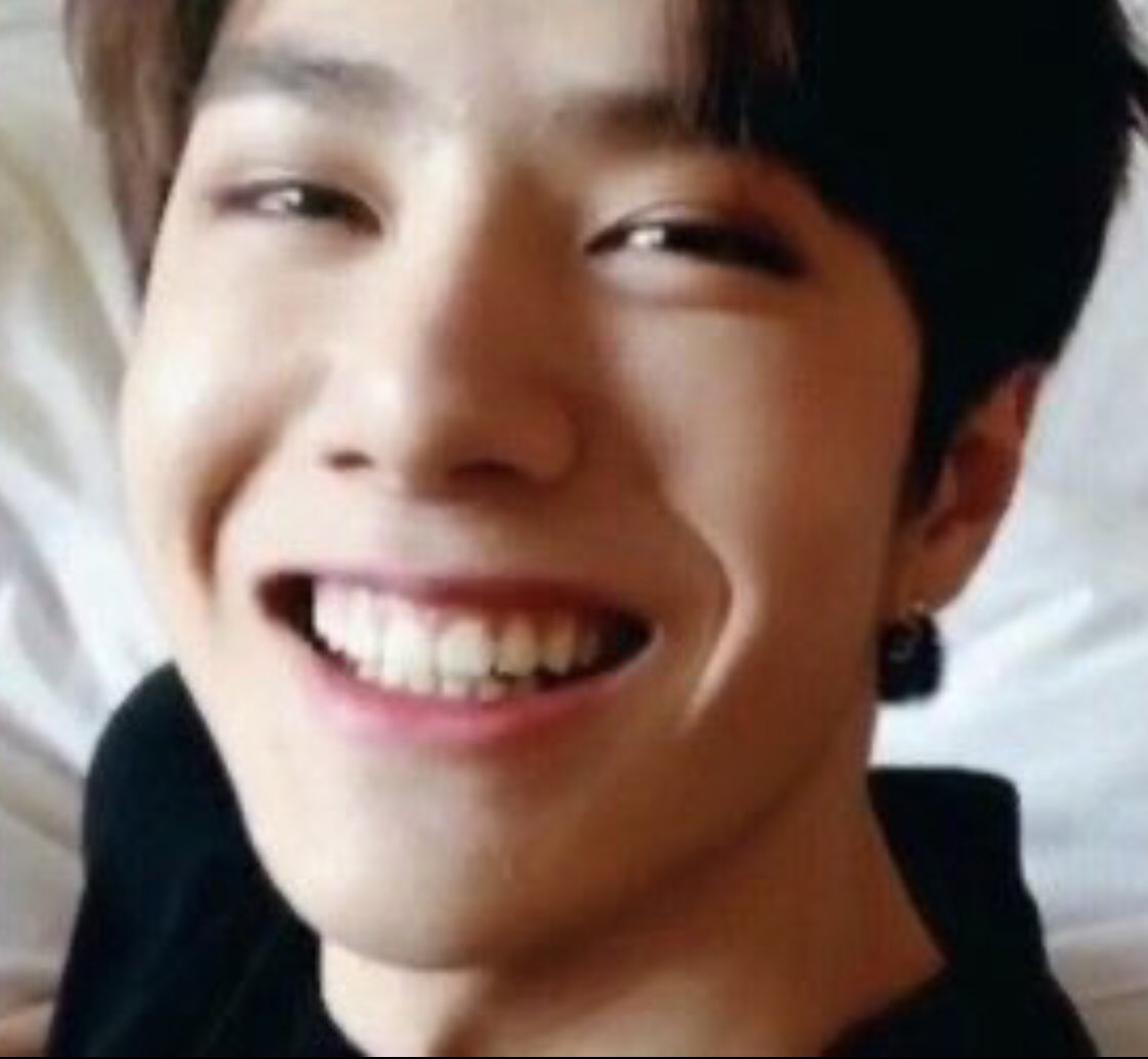 wang yibo as sailor moon - a thread