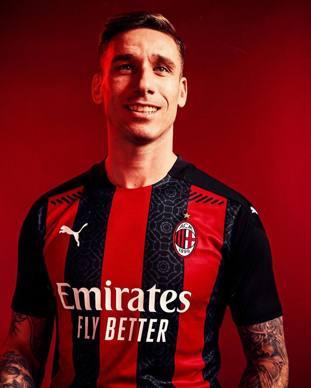 Motivaciones Futbol on X La nueva camiseta del AC Milan https t hHMxbzq0HS X