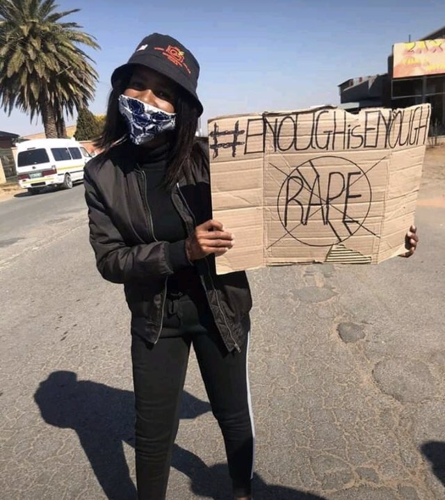 thato_mpempe's tweet photo. Our young women are protesting in Schweizer-Reneke because there is a rapist who has been raping young women in our community , but yet he’s rooming the streets as a free man. @SAPoliceService 
#ChallengeAccepted #RIPmgijimi https://t.co/9303hGb7nx