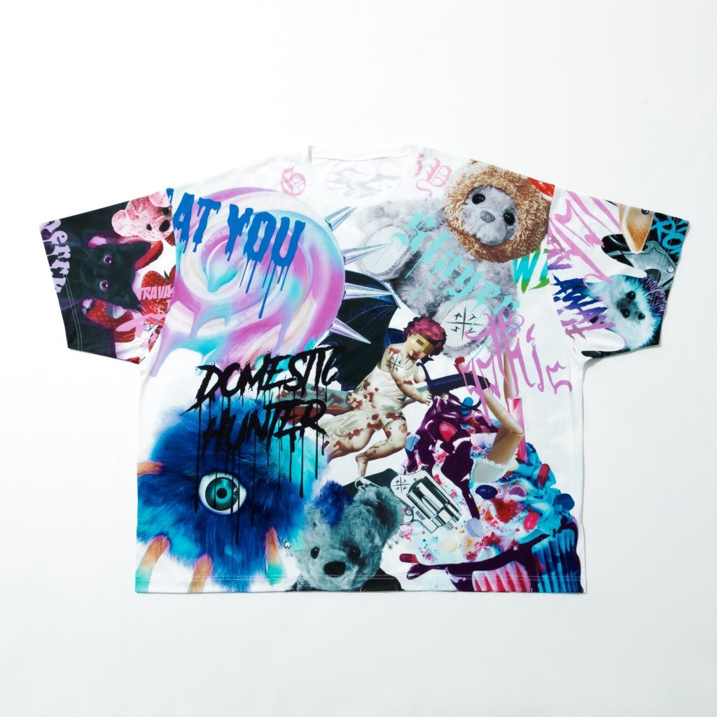 TRAVAS TOKYO NEW ARRIVAL “柄の暴力” 特大サイズBIG Tシャツ
