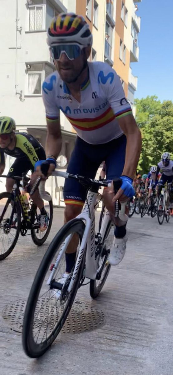 pablomanriquer's tweet photo. @alejanvalverde @Valverde_Fans @VueltaABurgos @Movistar_Team #VueltaABurgos https://t.co/9R1UGYfluR