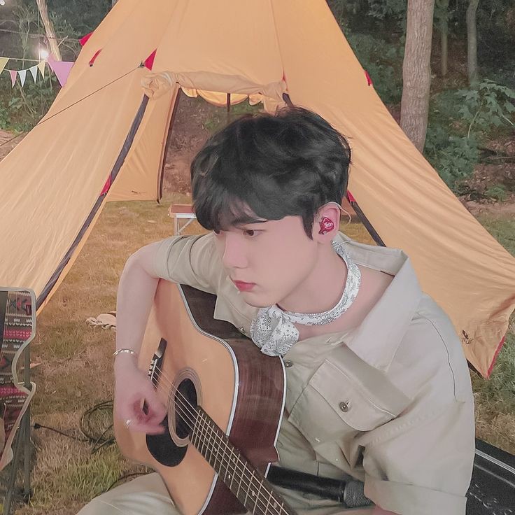 shynelune's tweet photo. ㅤ  ㅤ𝓜eu /.p͟a͟c͟o͟t͟i͟n͟h͟o͟./ dǝ
ㅤ ㅤㅤㅤ 爱 ──  𝗮𝗺𝗼𝗿 ִֶָ 
coısınhαs que eu gostαrıα de lhe dızer ❱﹫my tiny dαdα. ❱ 𝐚 𝐭𝐡𝐫𝐞𝐚𝐝 : https://t.co/WvGQF1oqpt