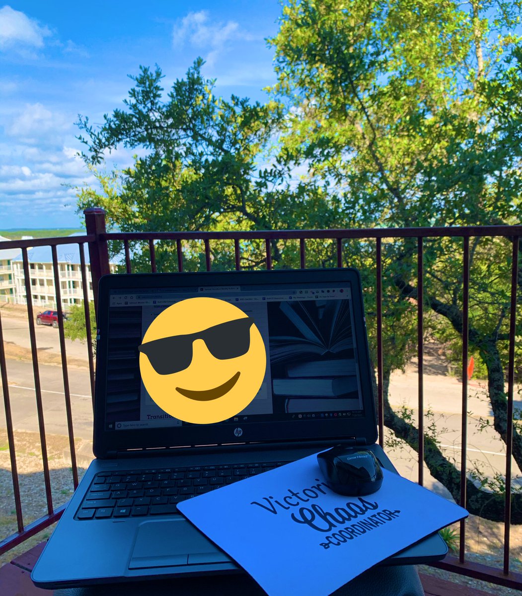 MrsVLJohnson90's tweet image. My office this morning!!! #CanyonLake #GettingReadyFor2020/2021