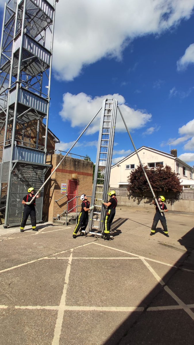 Blue Watch returned from an alarms shout, caused by a burnt out light fitting, to take part in 13.5m ladder drills.