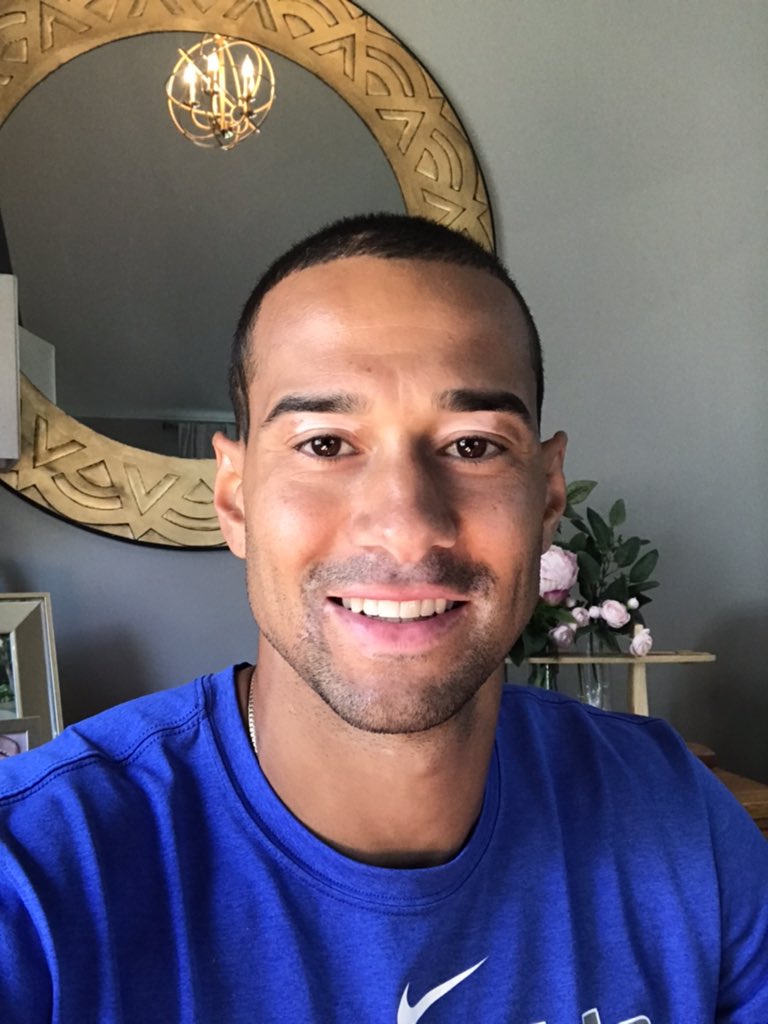 coachzachsimon's tweet photo. Virtual new teacher training selfie #OPSProud #opsandbeyond https://t.co/JWfNLqMm7t