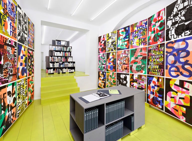 Experimental Unlearning and Future Possibilities | An Interview with Andrea Tinnes <a href="/AndreaTinnes/">Andrea Tinnes</a> >> bit.ly/3jMQ7Uv