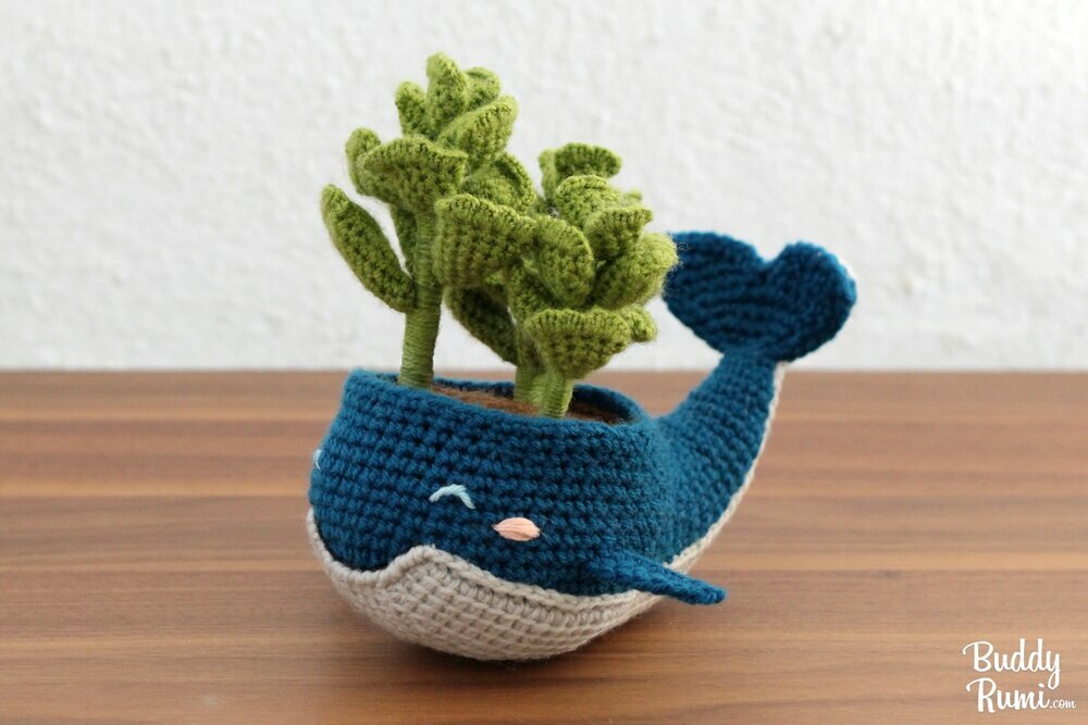BuddyRumi's tweet photo. Off the Hook: Ellie the amigurumi whale https://t.co/AOb3k0rJxH