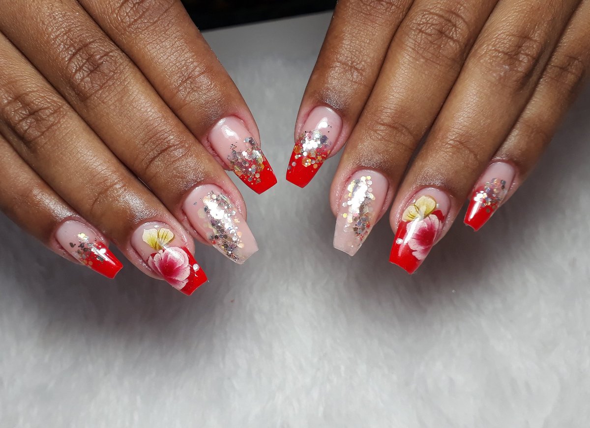 ABorghii's tweet photo. 👌🏻💁🏻♀️😌❤
.
.
.
.
.
#unhas💅 #unhasdegel #unhaspoderosas #paixaoporunhas #encapsuladas #designernails #unhas #unhasdecoradas #unhasdegelperfeitas #unhasderica
.
.
.
Insta:
adrielleborghii.nails https://t.co/pNvdqgyG9t
