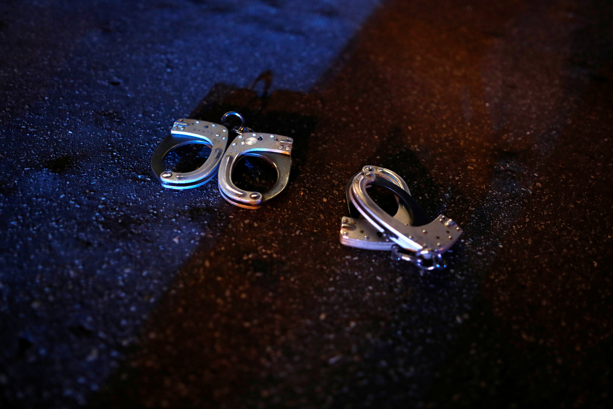 RTenfrancais's tweet photo. Prime aux policiers de nuit : un syndicat de «nuiteux» dénonce des «miettes»
#OptionNuit #France #PoliceNationale
➡️https://t.co/laNqq674K3 https://t.co/bBGBrVpdDh