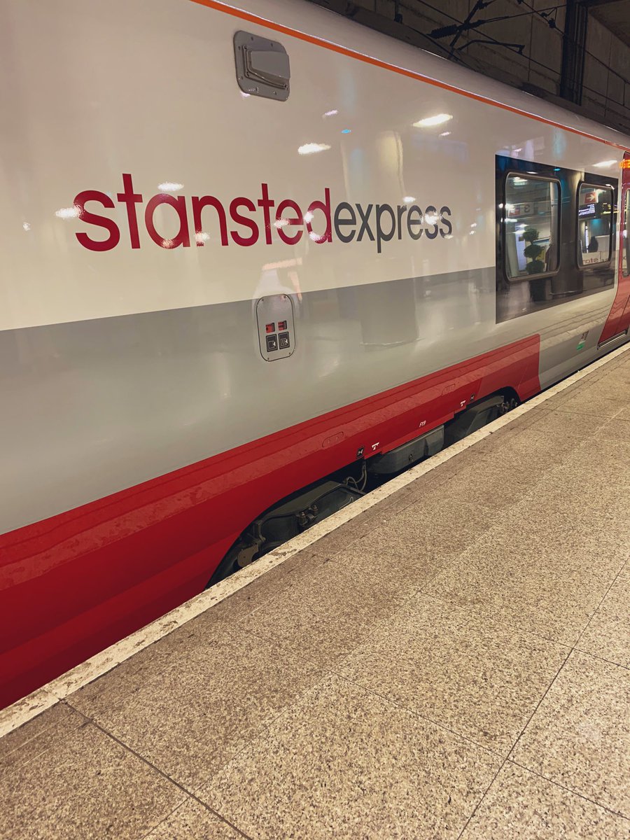kswindlehurst91's tweet image. Shiny brand new Class 745 from @greateranglia I can’t wait for my first journey these trains are beautiful modern replacements #greateranglia #trains #class745