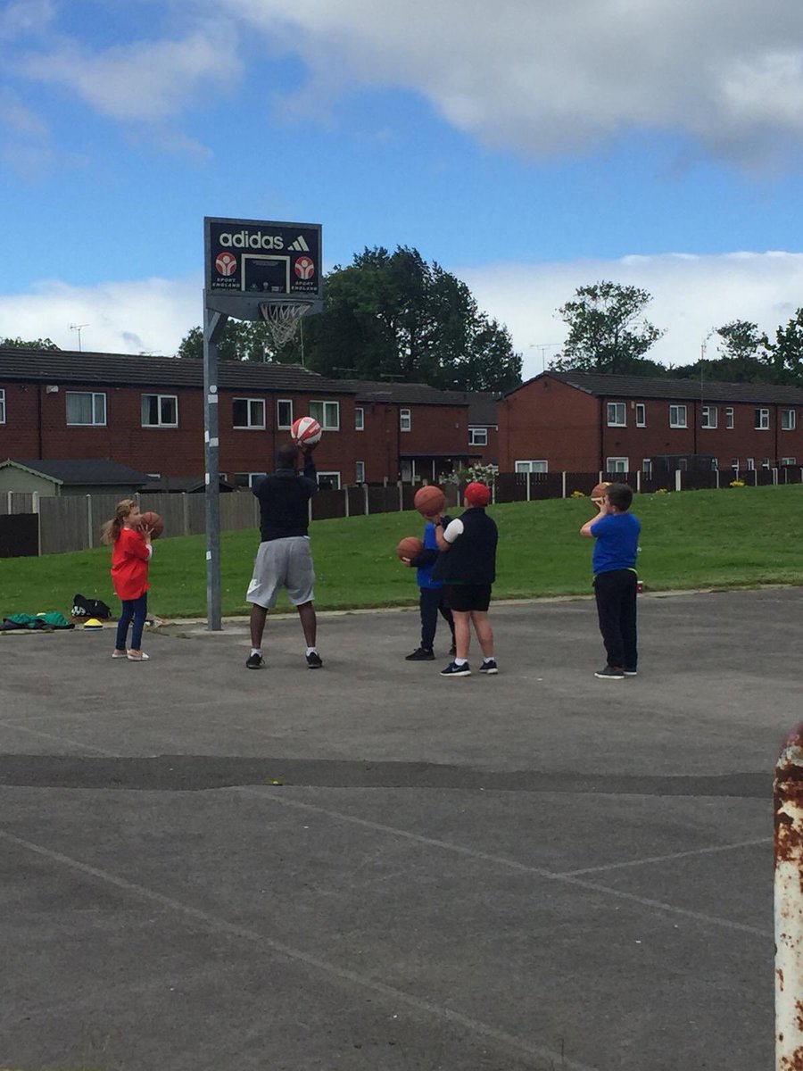 Phil Biscombe tweet media