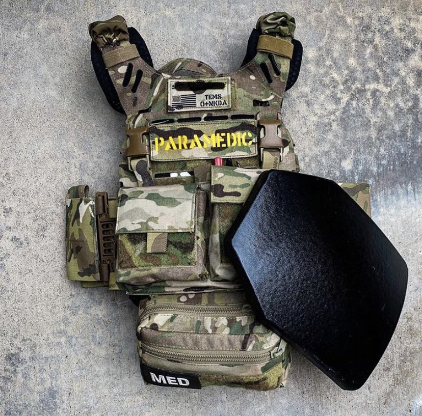 If you wear body armor for extended periods of time you need to invest in high end polyethylene plates. 

Photo by @prep_medic 

#shotstopballistics #shotstop