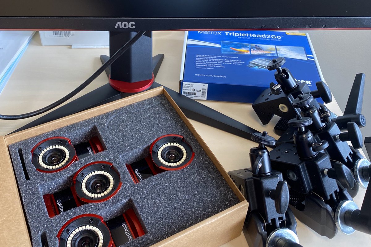 I swear I didn't plan to color match my new 🧠👀💪 setup! 🔴😎