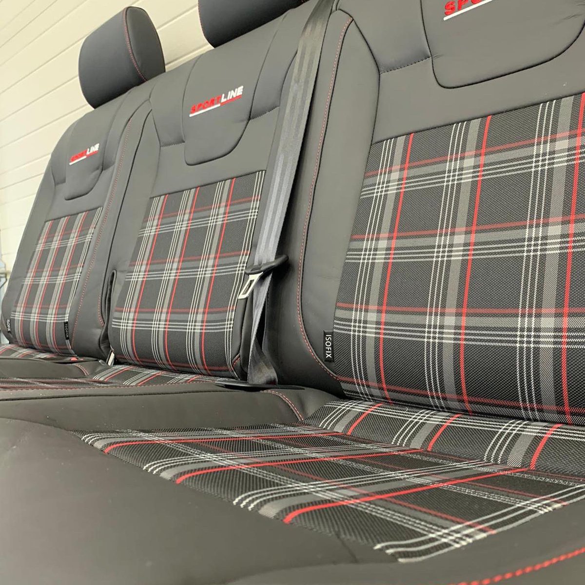 VisionLeisure's tweet photo. ‘Recaro upgrade’ T5/T6 single drivers seat (unfortunately no photo of) along with a twin and a rear kombi triple to match. ‘Sportline’ logos embroidered into the backrests to match the customer’s Sportline van. #sportsline #vanlife #autotrim #autotrimmers #autoupholsteryandtrim https://t.co/jAuWtM72E5
