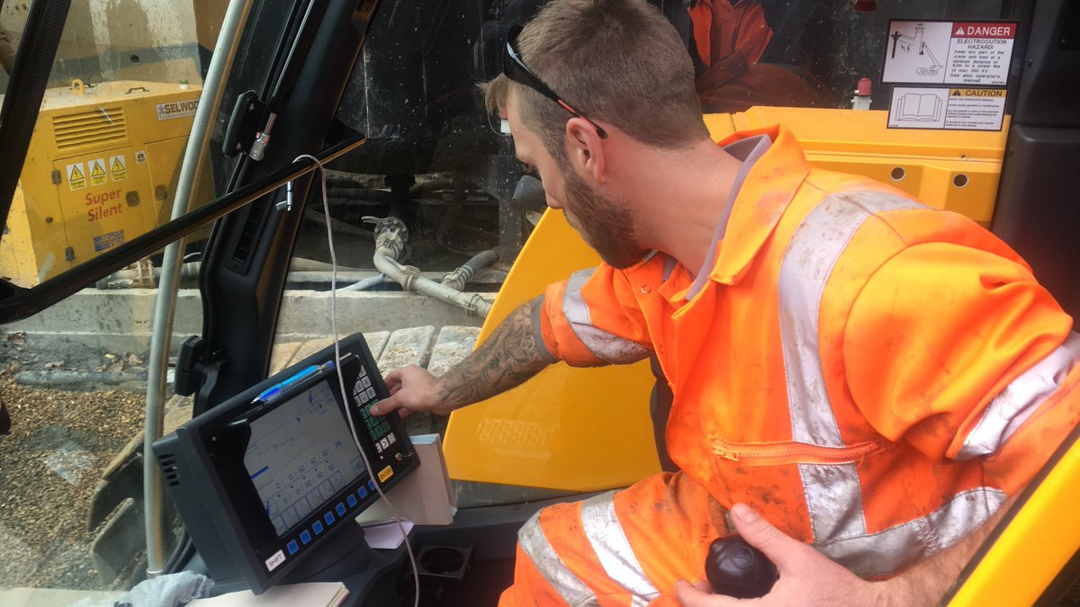 SkanskaUKplc's tweet image. Apprenticeships have been growing in number in the UK and we are very happy to be part of this growth. This year Cementation Skanska has expanded its apprenticeship scheme to attract more talent to construction.
#cementation #apprenticeships #construction #piling