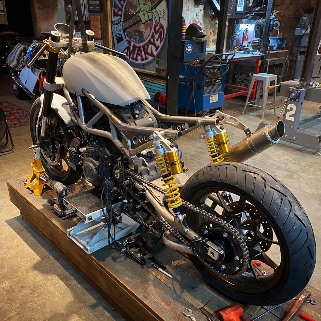 indianmotocycle's tweet photo. Jeff Wright of Church of Choppers is busy doing what he does best. #FTR1200.
Keep an eye out for more as this insane custom comes together.
#indianmotorcycle #chvrch https://t.co/fmVaXTmS7f