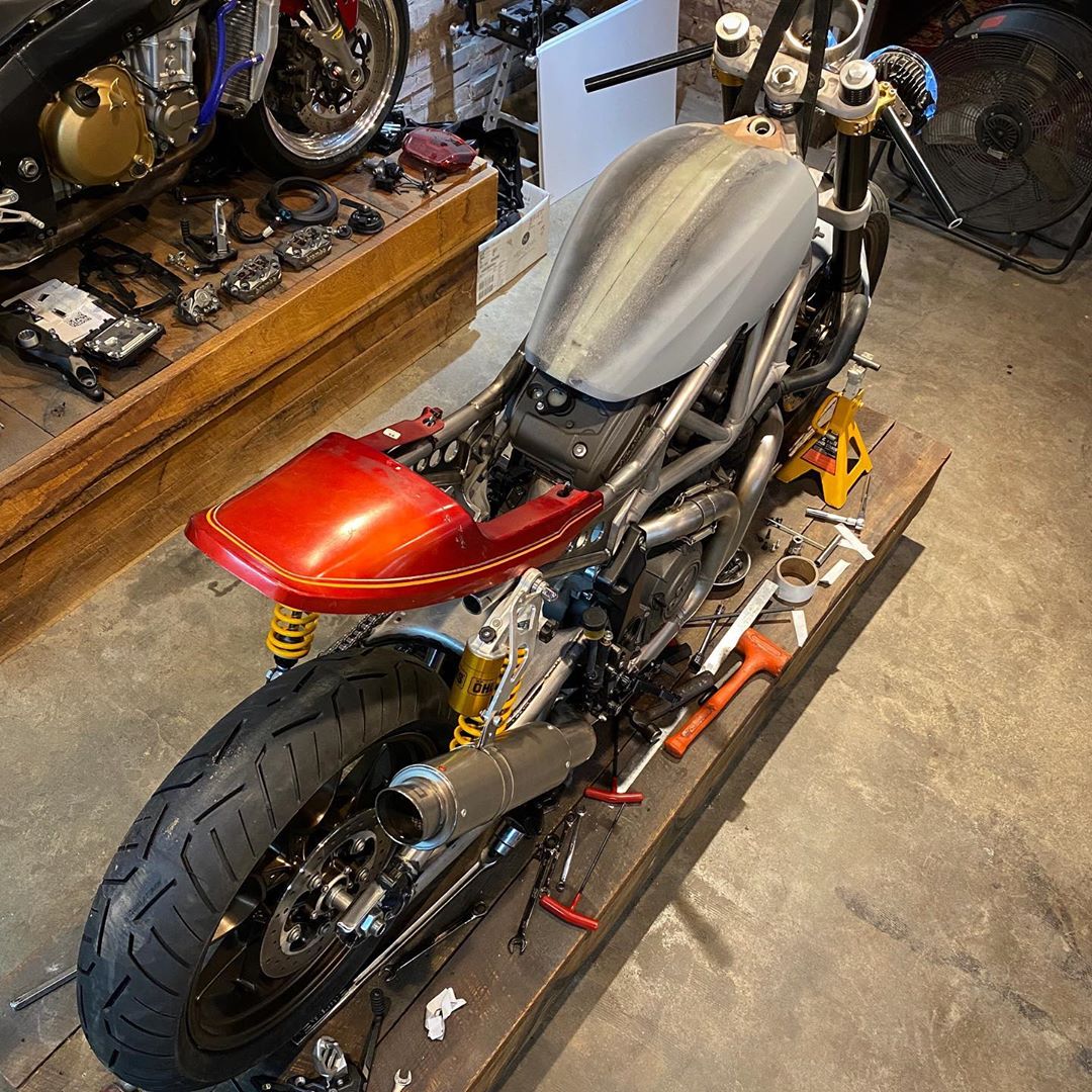 indianmotocycle's tweet photo. Jeff Wright of Church of Choppers is busy doing what he does best. #FTR1200.
Keep an eye out for more as this insane custom comes together.
#indianmotorcycle #chvrch https://t.co/fmVaXTmS7f