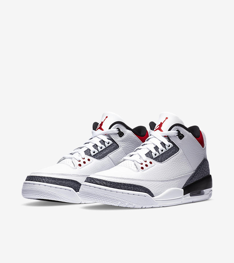 SOLELINKS's tweet image. Official Images of Air Jordan 3 Retro SE Fire Red Denim