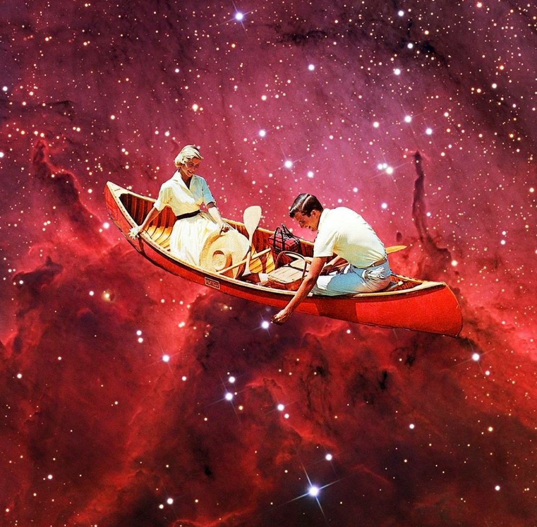  Both of them sing the chorus harmonizing their complementary voices