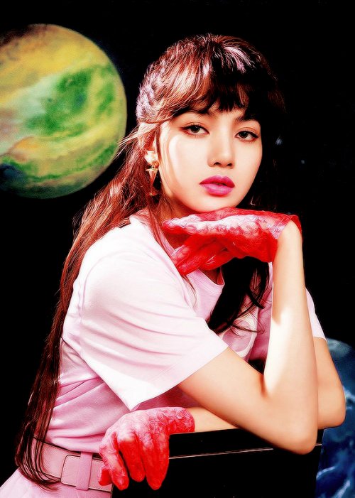  Lisa has another rap part. She's looking at the horizon in the middle of another dimension