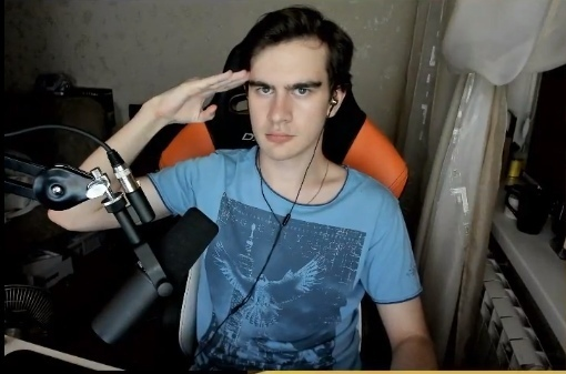 Genialned's tweet photo. @Twitch #unbanbratishkinoff #freebrff suki ebanie https://t.co/7c8XSek2M8