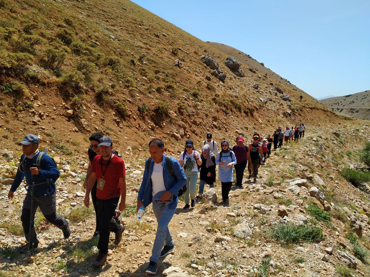 eldoskulubu's tweet photo. 25-26 Temmuz tarihlerinde kulüp olarak düzenlediğimiz Munzur Çayı Kampı ve Kırk Merdiven Şelaleleri Etkinliği'nde bize kalan karelerden bir kaçı :) Biz çok eğlendik, yoksa siz hala...
#edosk #elazig #elazigdogasporlari #tunceli #kirkmerdiven #munzur https://t.co/rNOzfAIigV