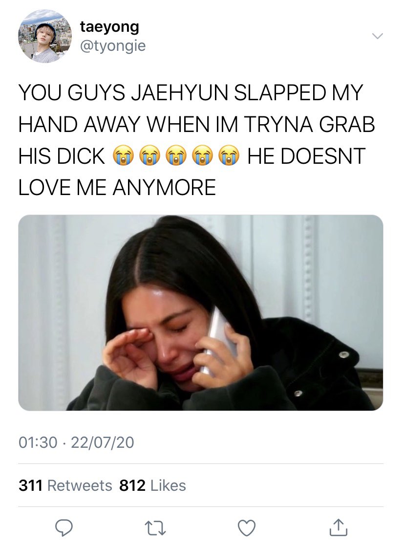 more tweets from taeyong during their drive home after the date