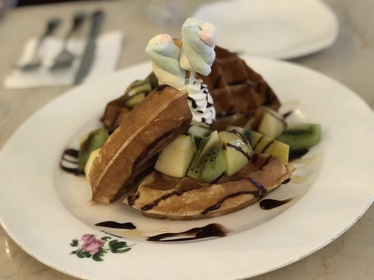 eveline's tweet photo. cozy place &amp; delicious food

P.S. Don’t try my password over and over again. It’s really irritating!! 😡 Mind your manners, please. https://t.co/OBcS7wqauN