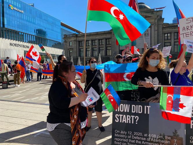 Армения азеры. Азербайджанцы митинг. Азербайджанцы в Армении. Митинг в Баку. Азербайджан против Армении.