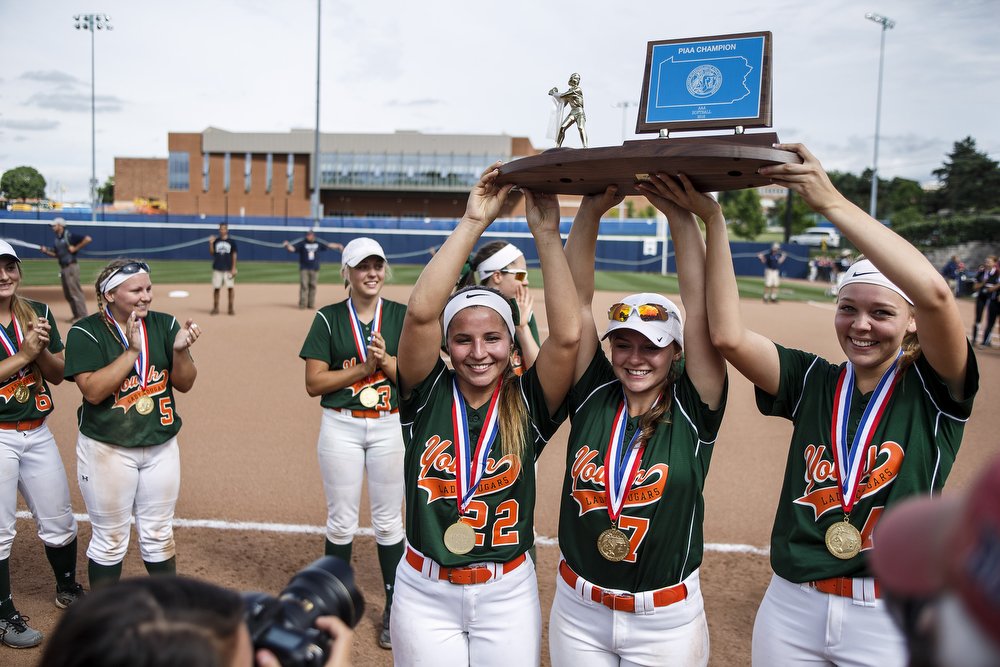 WestmorelandSN's tweet photo. Westmoreland County Teams of the Decade: 2016 PIAA softball champion Yough Cougars. https://t.co/d7AqVL2pwr https://t.co/nQ8U600nPq