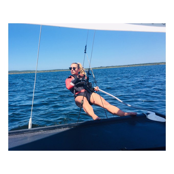 &Eacute;milie et son hobbie 16 😏 https://t.co/P7VcLaUwC7<a href="/tag/frenchlady"class="tags"><span>#frenchlady</span></a><a href="/tag/trentetroisansdelove"class="tags"><span>#trentetroisansdelove</span></a>