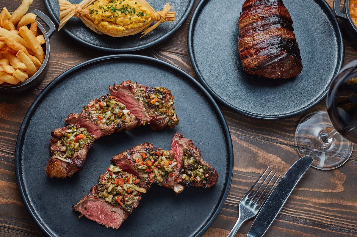 DMNManchester's tweet image. Chomping at the bit to get out and enjoy Manchester's restaurants? We've created a handy guide to the places that are now taking bookings #yourewelcome 

designmynight.com/manchester/all…