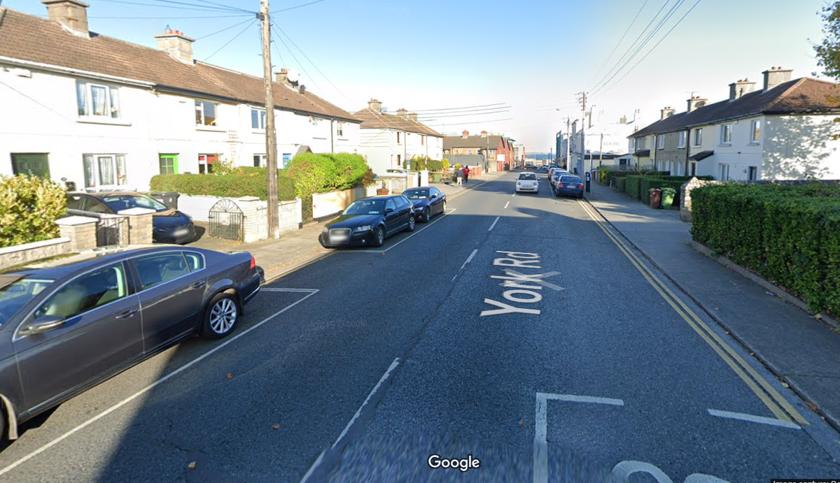 Down the hill on York Rd... same again. Impossible to drive a bus past those parked cars without having to cross the line.