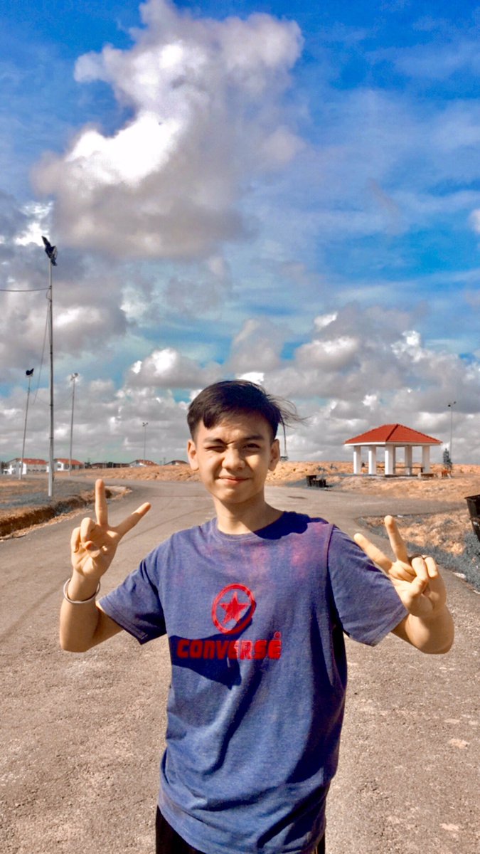 fazzsweett's tweet photo. saya comel ok bye https://t.co/q2MDUPQe0y
