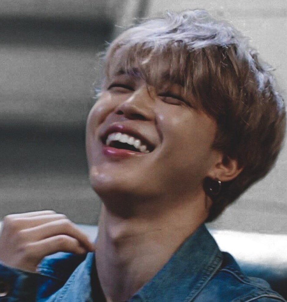 Jimin's unwhitewashed and glowing skin - A needed thread..