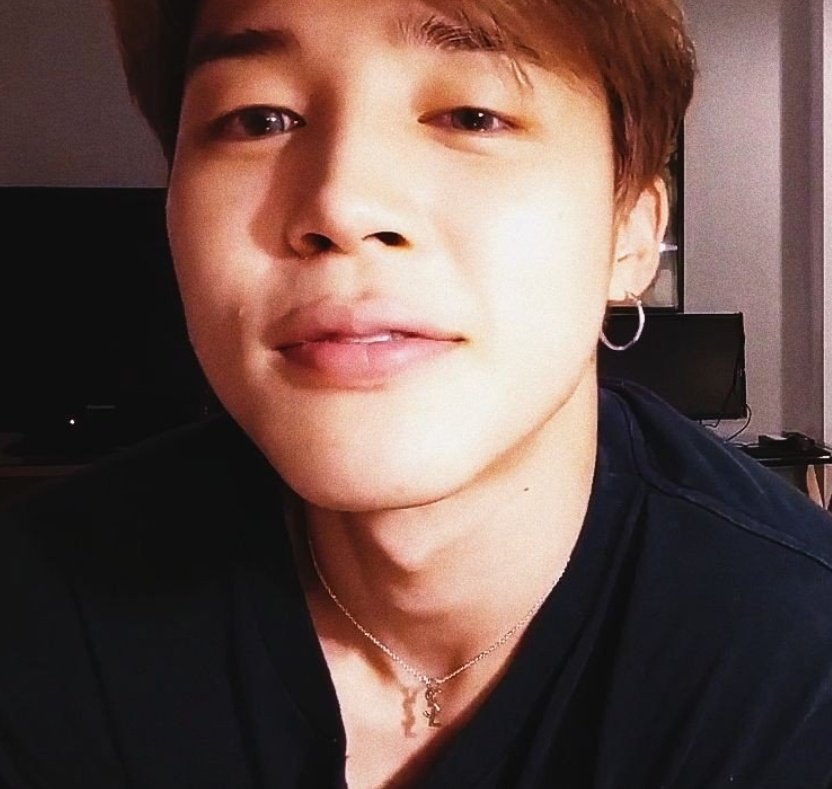 Jimin's unwhitewashed and glowing skin - A needed thread..