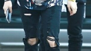  #JIN  #진  #ジン  #金碩珍  #SEOKJIN : https://open.spotify.com/track/1xfXXujIlLZAx5wpu46Nyk?si=uU5qyXCwQyODoCH_5VI_9g