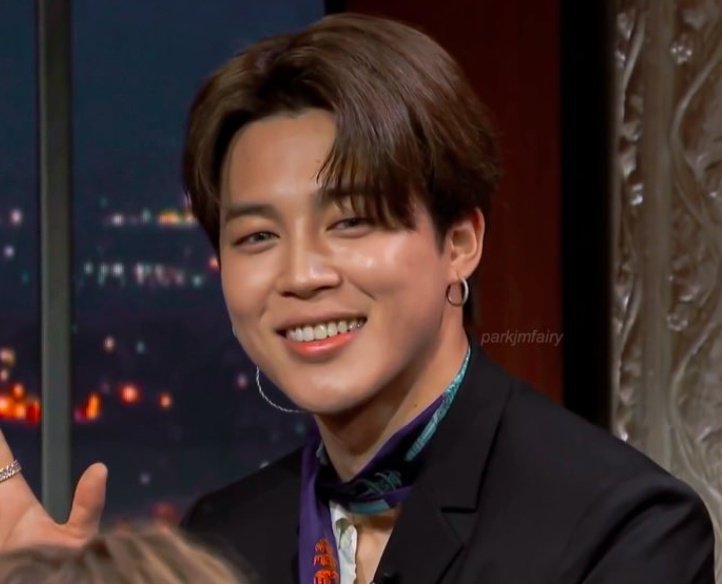 Jimin's unwhitewashed and glowing skin - A needed thread..