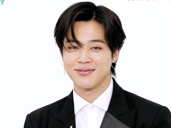 Jimin's unwhitewashed and glowing skin - A needed thread..