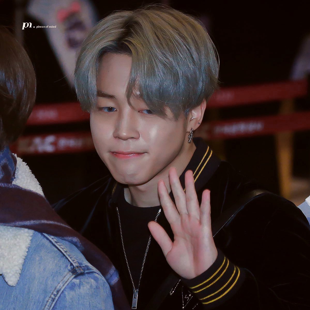 Jimin's unwhitewashed and glowing skin - A needed thread..