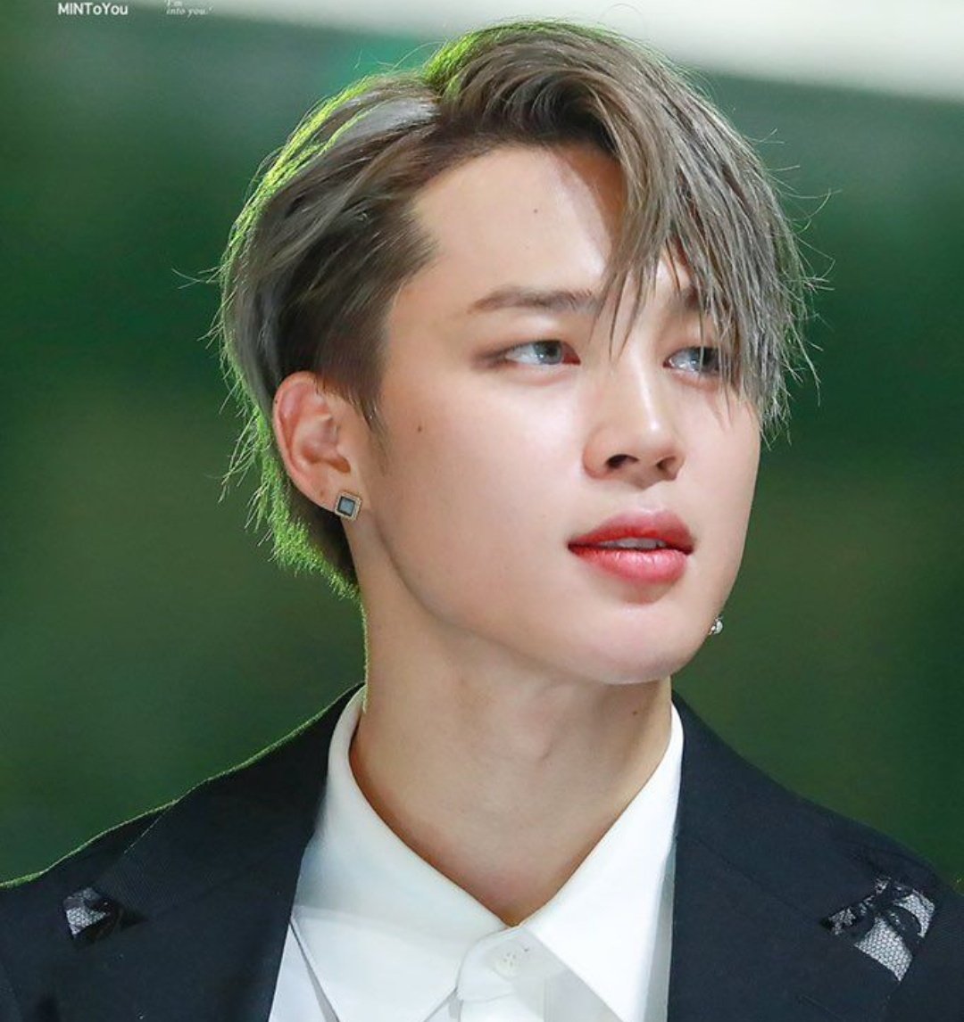 Jimin's unwhitewashed and glowing skin - A needed thread..