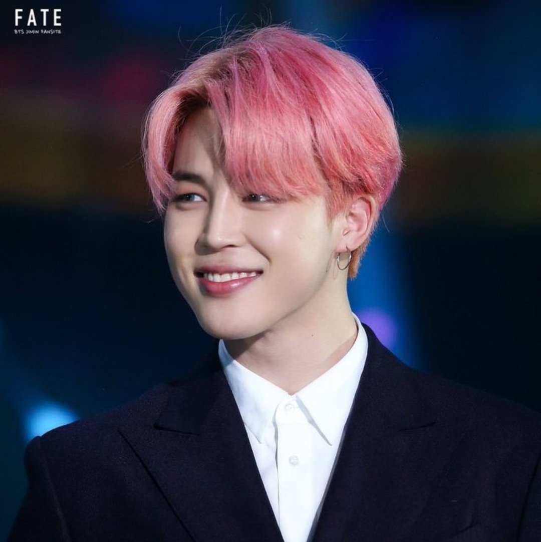 Jimin's unwhitewashed and glowing skin - A needed thread..